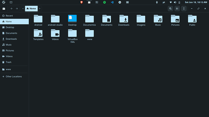 Zorin OS 15.3 com GNOME com Nautilus aberto