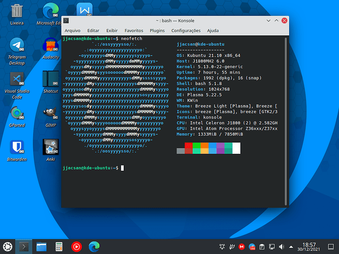Kubuntu 21.10 - Konsole com Neofetch