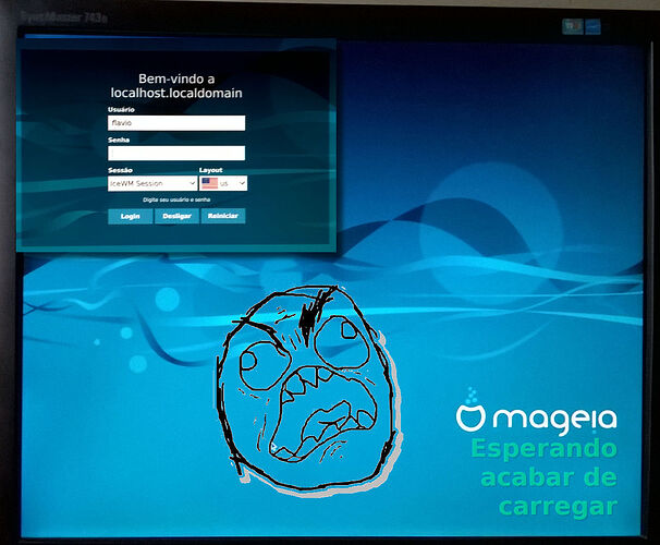 020-esperando-carregar-Mageia-IceWM